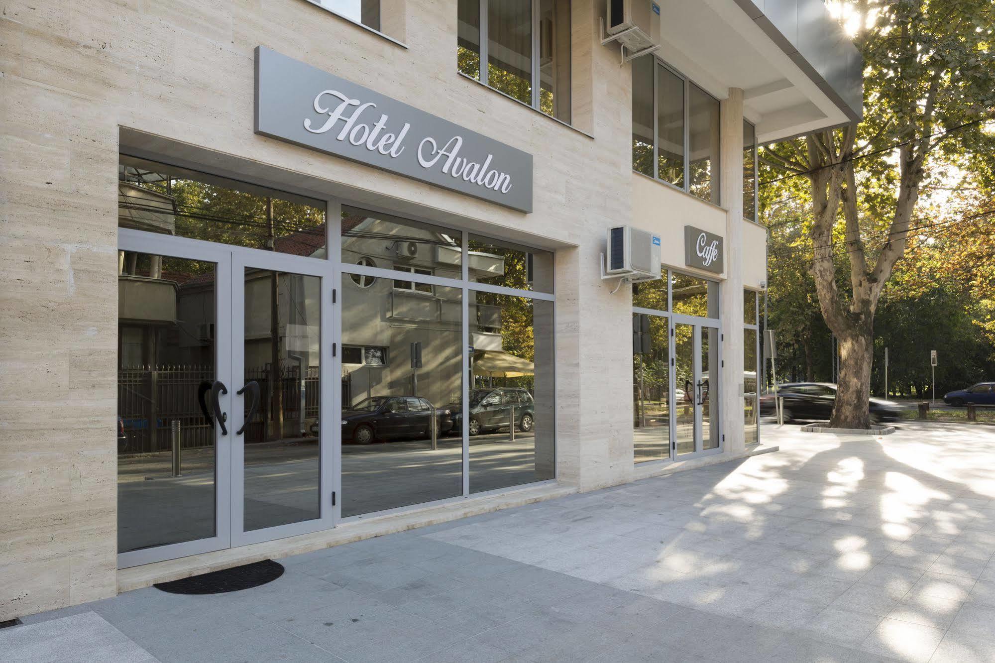 Hotel Avalon Garni Belgrád Kültér fotó