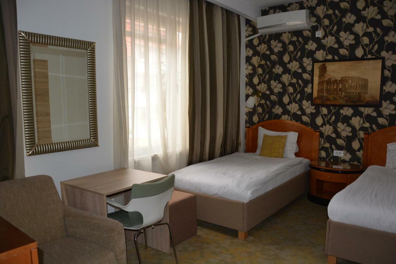 Hotel Avalon Garni Belgrád Kültér fotó